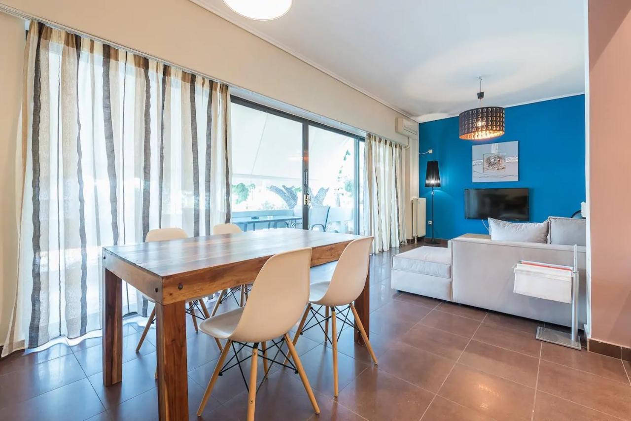 Glyfada Glass-Walled Designed Apt Athens Exterior photo